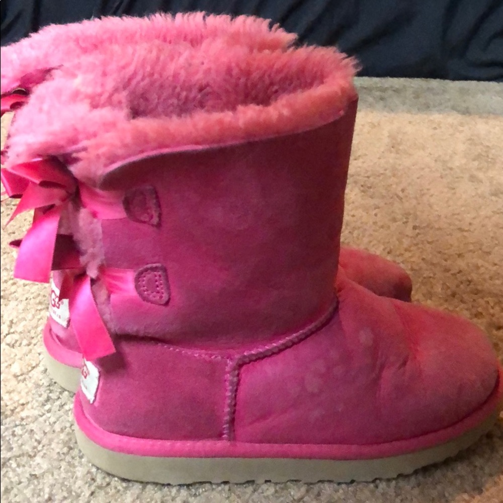 Hot pink uggs with bows
